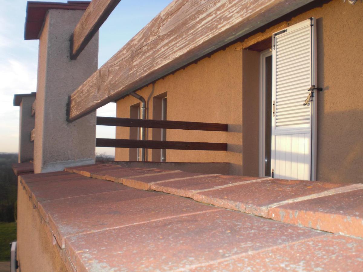 Chambres D'Hotes De La Colline Chenay-le-Chatel Zewnętrze zdjęcie